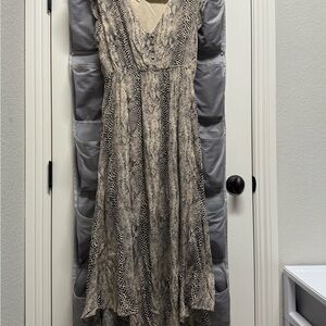 Jessica Simpson Brown and Gray Sleeveless Maxi Dress